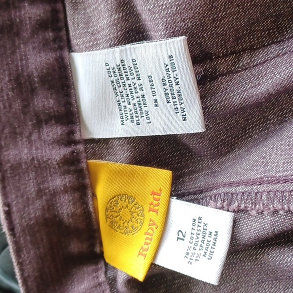 Ruby Rd Denim Jeans sz 12 NWT, Eggplant, Elastic Sides, 30" Inseam, 16" Flat Wst - Picture 5 of 5